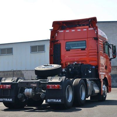 HOWO zware CNG-tractor voor het vervoer van halve aanhangwagens
