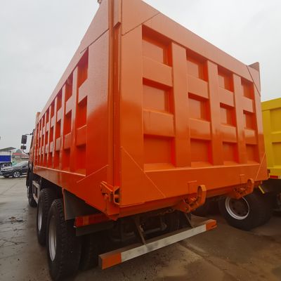 Buisloos bandenontwerp 6X4 Sinotruck zware ophangwagen met 351-450 pk