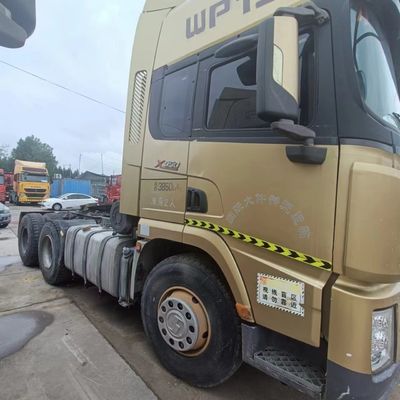 Shaanxi Automobile Heavy-Duty Tractor Truck met 1000L brandstoftank