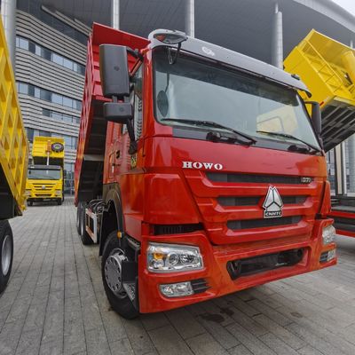 Diesel Sinotruck Zware dumper met een laadvermogen van 30 ton en hydraulisch stuur