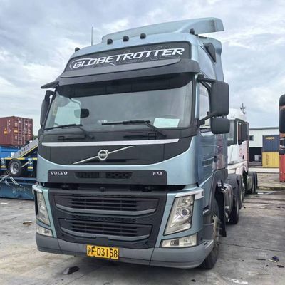 Gepersonaliseerde Shacman Heavy Duty Tractor Trailer met 1000L brandstoftank en ISO-gecertificeerd