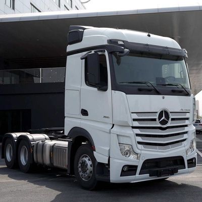 510 pk Mercedes Actros 6X4 trekker voor het trekken van een halve aanhangwagen en zware ladingen