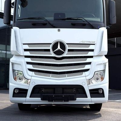 510 pk Mercedes Actros 6X4 trekker voor het trekken van een halve aanhangwagen en zware ladingen