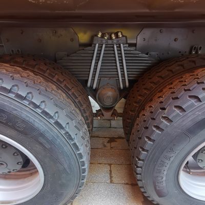 Semi-trailer sleepwagen voor zware vracht dumper voertuig 6,8x2,5x3,8m Ladingcapaciteit 31-40t