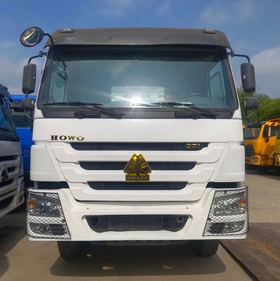 Krachthulp Hydraulisch stuur Gebruikte 6X4 dumptruck met banden en Sinotruk-chassis