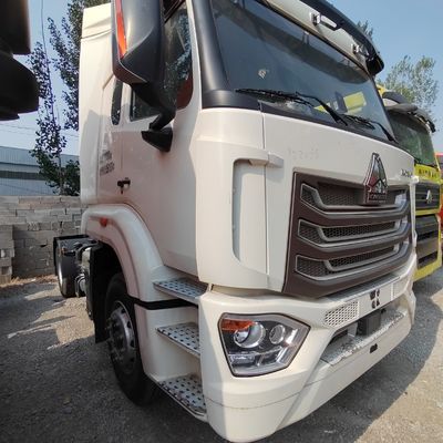 Sinotruck Sitrak 6X4 Gebruikte HOWO Transport Truck Pakket Grootte 700.00cm * 250.00cm * 345.00cm
