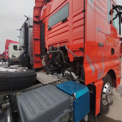 Goederenvervoer met een laadvermogen van 31-40 t Gebruikte trekkertruck met hydraulisch stuur