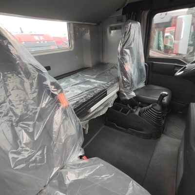 Goederenvervoer met een laadvermogen van 31-40 t Gebruikte trekkertruck met hydraulisch stuur