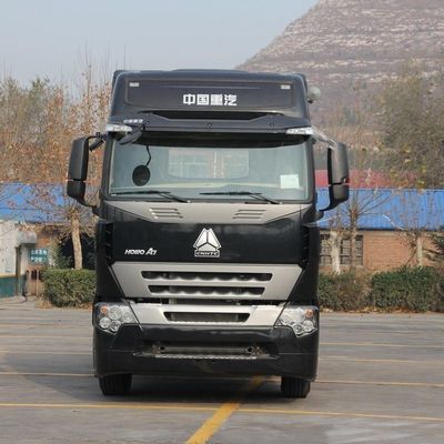 31-40t koolstofstaal vrachtbus HOWO A7 serie 6X4 400 pk sleepwagen met 600L brandstoftank