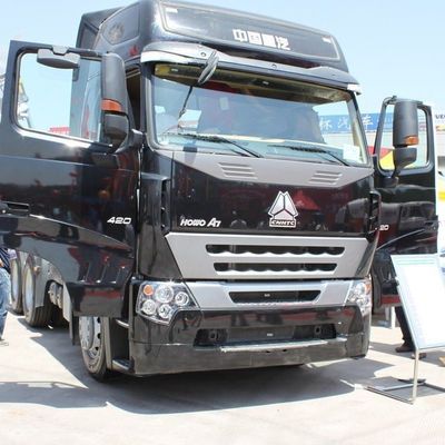 31-40t koolstofstaal vrachtbus HOWO A7 serie 6X4 400 pk sleepwagen met 600L brandstoftank