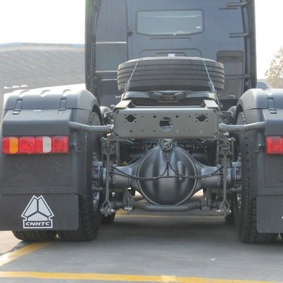 Op maat gemaakte Sinotruck HOWO 400HP Heavy Duty Tractor Trailer met 1000L Fuel Tank Diesel