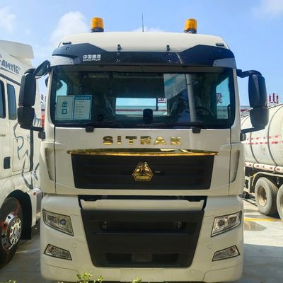 Voorste Lifting Stijl Betonmixer Truck met Duurzame Carbon Steel Cargo Box Vandaag