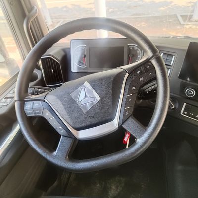 ZZ4257N3247E1H Sinotruk Chassis Shandeka Diesel Traktor Truck voor zwaar vervoer