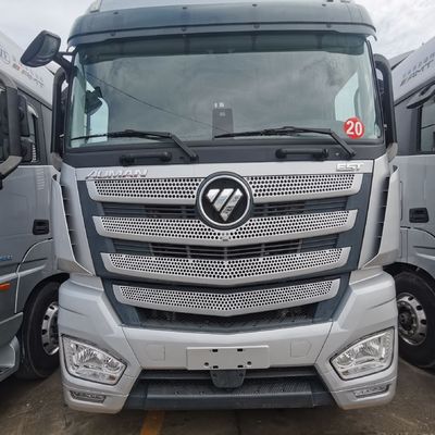 Trekkers met een motor van 400 pk en luchtophanging op maat van uw specificaties