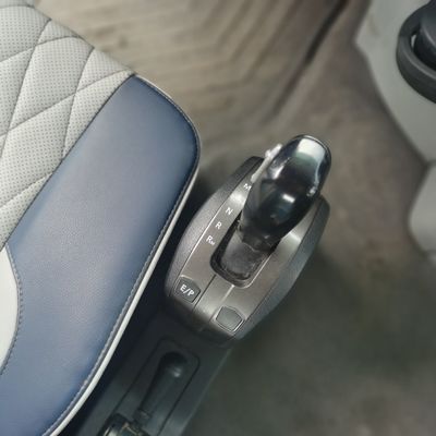 Trekkers met een motor van 400 pk en luchtophanging op maat van uw specificaties