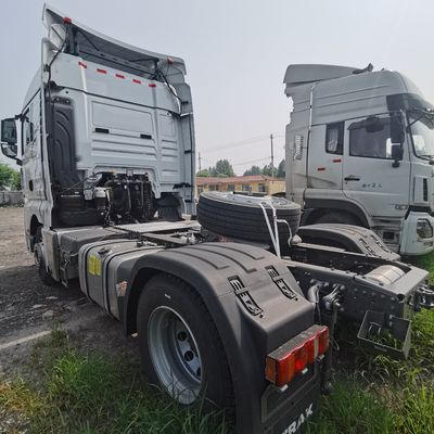 Gepersonaliseerde aanvraag Sitrak 4X2 480 aanhangwagen met 600L brandstoftank en personalisatie