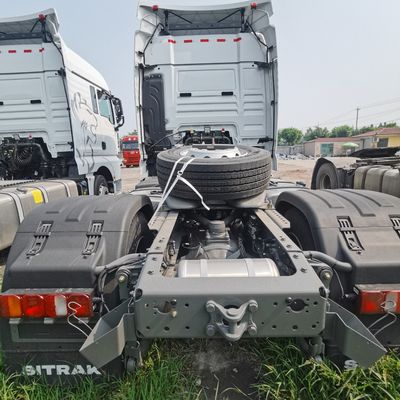 Sitrak 4X2 480 pk zware trekker met 1000L brandstoftank online en aanpassing