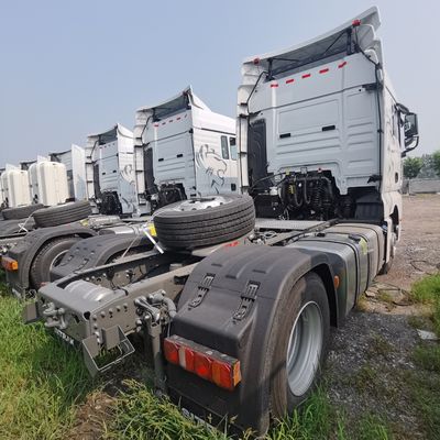 Sitrak 4X2 480 pk zware trekker met 1000L brandstoftank online en aanpassing