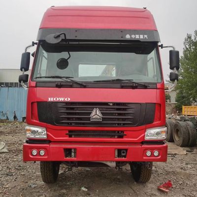 11.6mX2.55mX3.96m Haowo Gebruikte commerciële bestelwagen met banden en 400-600L brandstoftankcapaciteit