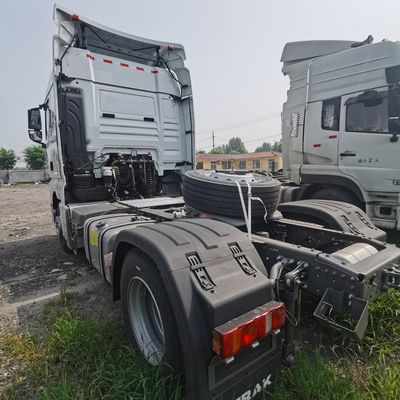 Sitrak 4X2 480 pk Halve aanhangwagen Luchtophanging Bestuurdersstoel voor glad en stabiel slepen