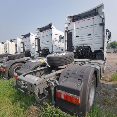 Gepersonaliseerde Sitrak 4X2 480 pk tractor aanhanger met 600L brandstoftank en Amerikaanse munt