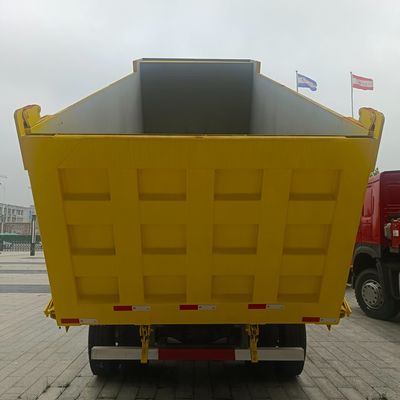 Heavy Duty HOWO Diesel Self Dumping Transport Truck 4-6L Motorcapaciteit en verzendkosten