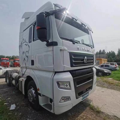 Bestuurderstoel Luchtophangingstoel Zware CNG-tractor voor het slepen van een halve aanhangwagen in de VS