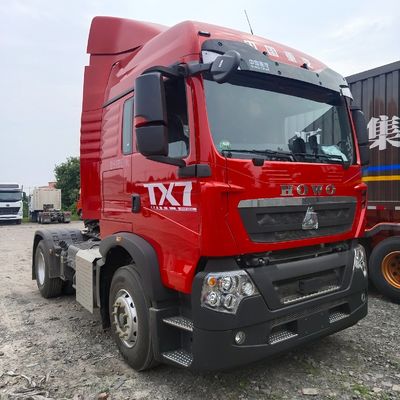6880.000kg zware dieseltractor met luchtophanging en 1000L brandstoftank