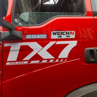 6880.000kg zware dieseltractor met luchtophanging en 1000L brandstoftank