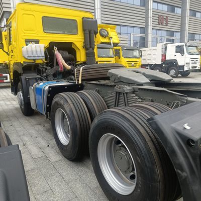 Hydraulisch stuur met krachtondersteuning HOWO aanhangwagen trekker 6X4 tweedehands vrachtwagen