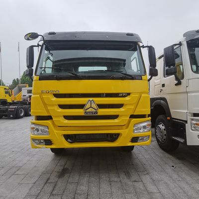 Gebruikte trekkerkop met 600L brandstoftank voor het slepen van een halve aanhangwagen