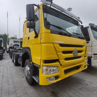 Gebruikte trekkerkop met 600L brandstoftank voor het slepen van een halve aanhangwagen