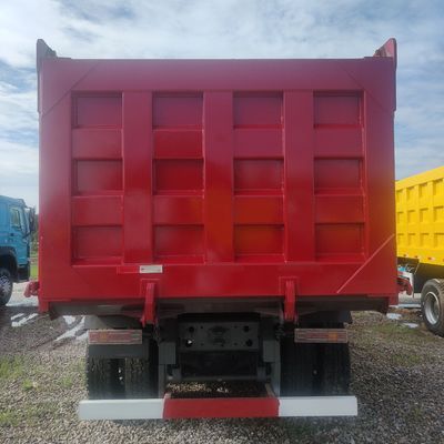 Duurzame vrachtwagen Hovo 6X4 LHD met 6 maanden naverkoopservice en 371 pk