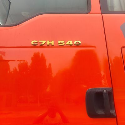 Sinotruck zware trekker met luchtophangstoel voor het trekken van een halve aanhangwagen op de markt