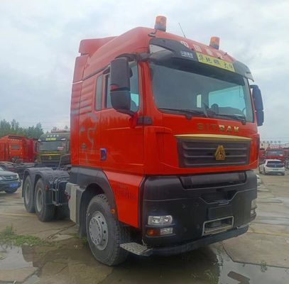 Landbouwtractortruck Sinotruk met hydraulisch stuur en banden ZZ4257N3247E1H