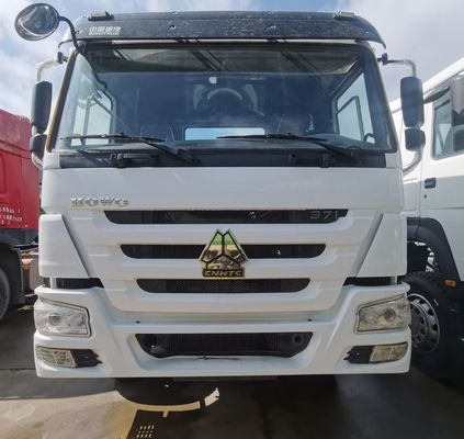 ISO-gecertificeerde 6×4 aandrijflijn, gebruikte dieselaangesloten vrachtwagen met een capaciteit van 400 liter brandstoftank