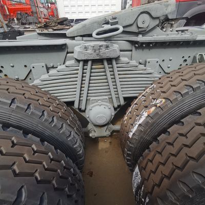 Sterk sleepvermogen 400L brandstoftank Diesel trekker vrachtwagen voor het trekken van een halve aanhangwagen