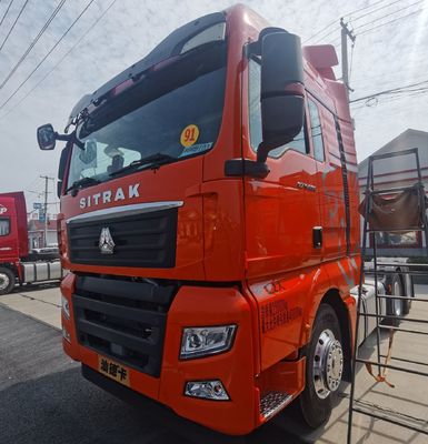 31-40 t laadvermogen Sinotruck Gebruikte vrachtwagen met 1000L brandstoftank en luchtophangstoel