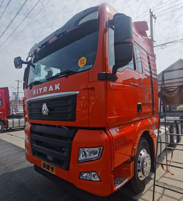 Luchtveringstoel 480 pk Sinotruck Gebruikte vrachtwagen voor het slepen van Semi-trailer 6,5x2,5x4m