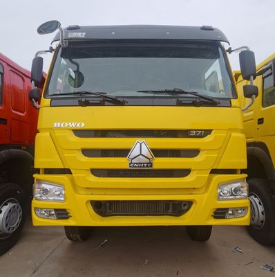 Carbon Steel Cargo Box Versatile Dump Truck met 351-450 pk Sinotruk Chassis en banden