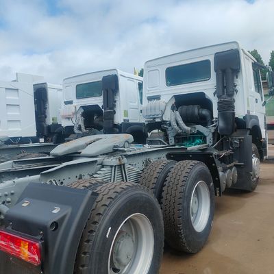 Goederenvervoer op maat HOWO Truck Tractor met buisloze banden