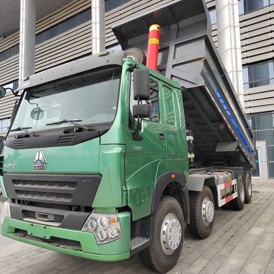 US Sinotruck vrachtwagen voor bouwpakket Grootte 850.00cm * 250.00cm * 345.00cm