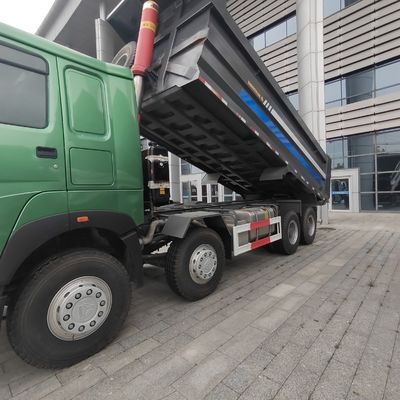 31-40 ton laadvermogen Sinotruck Off-road dumptruck voor Nigeria bouwprojecten
