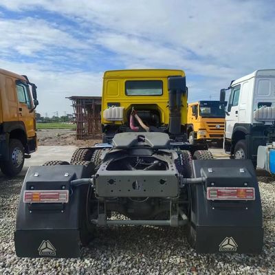 HOWO 371HP 6X4 trekker Gebruikte vrachtwagen met motorvermogen&gt; 8L en op maat gemaakte ontwerp