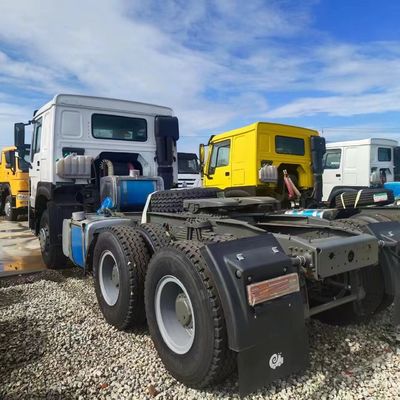 Nationale zware vrachtwagengroep prime s HOWO Traktortruck ZZ4257N3247E1H met ≤5 zitplaatsen