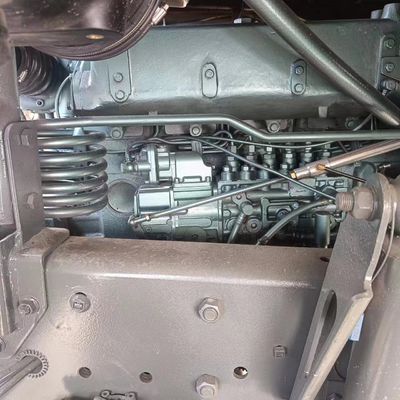 Voorste Lifting Style Sinotruk Hydraulisch stuur Zware vrachtwagen met banden