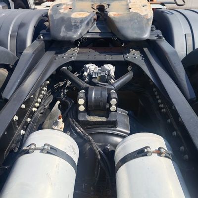 600L brandstoftank luchtophanging zitplaats Diesel zware vrachtwagen Delong X6000 voor het slepen van een halve aanhangwagen