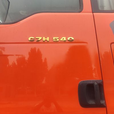 Shandeka 4X2 Tractor Gebruikte vrachtwagen met 600L brandstoftank en ≤5 zitplaatsen betaalbaar
