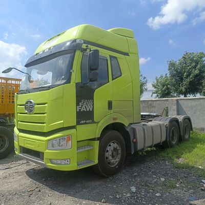 ZZ4257N3247E1H 6.8x2.5x3.8m FAW Jiefang J6p420HP Diesel 6X4 Tractor Transportvoertuig