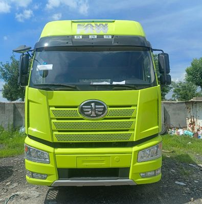 FAW Jiefang J6p420HP Diesel 6X4 zware trekker met 6 maanden naverkoopservice